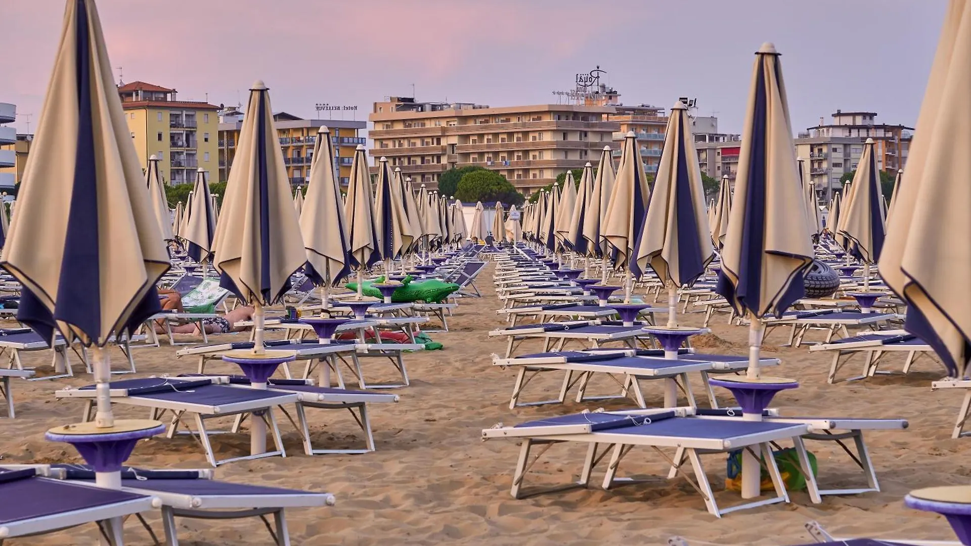 Cozy Family Escape - Beahost Apartment Bibione 0*,  Italy